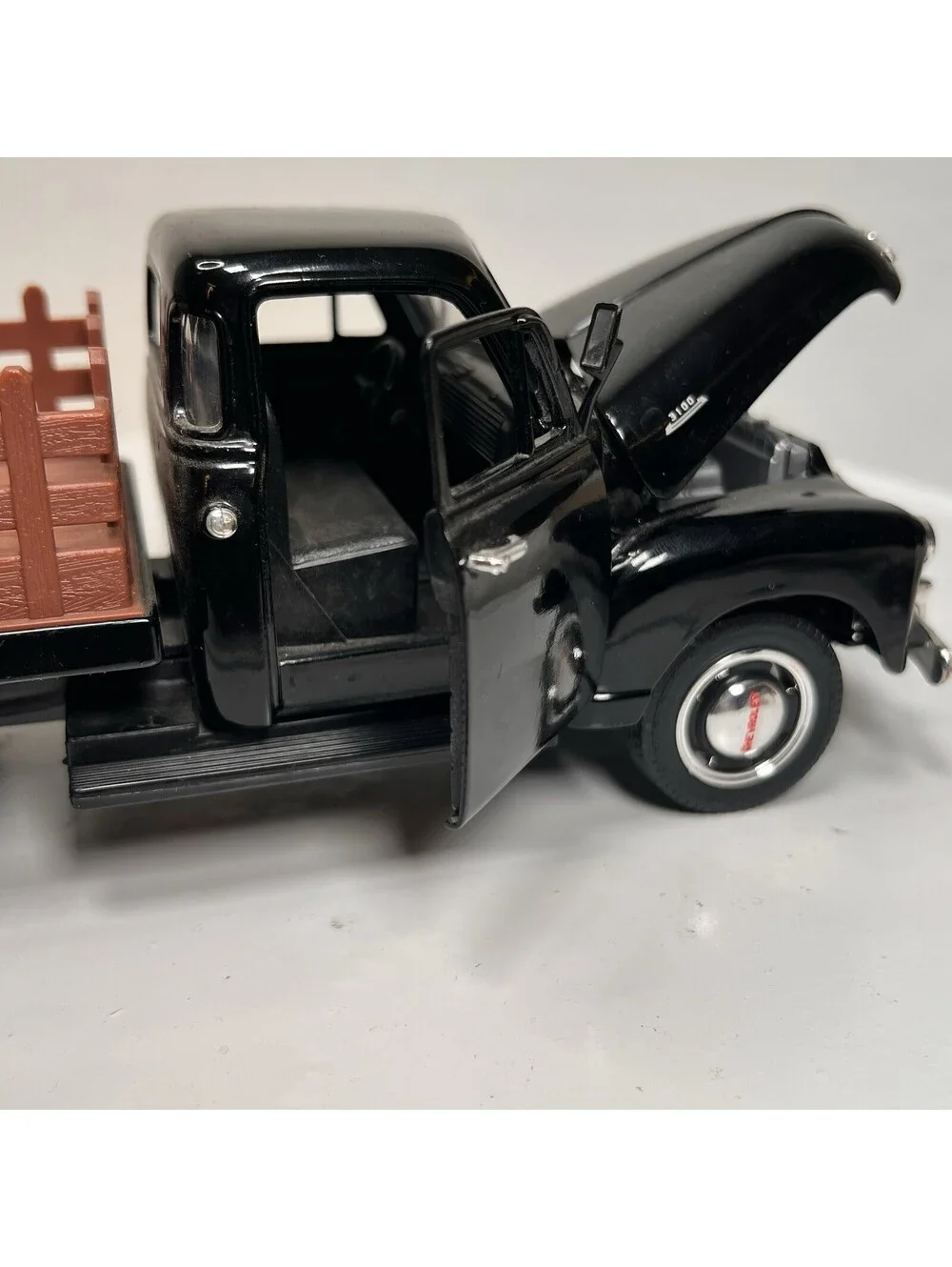 RARE 1953 Chevy 3100 Die Cast Pickup Black 1/24 Scale - Hood And Doors Open
